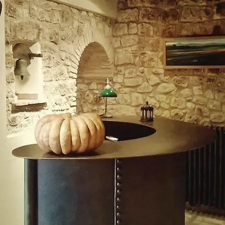 Residenza D'epoca & Il Cerchio Di Lullo 3*